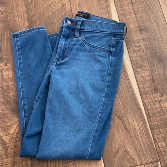 Banana Republic Legging Jeans - Picture 5 of 11